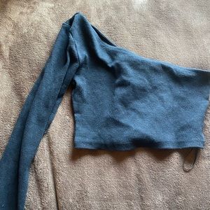 Princess Polly one sleeve black crop top